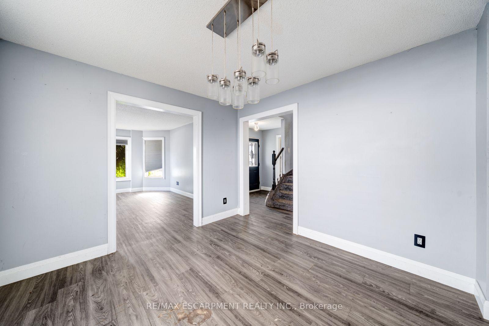 Photo 12 of 1944 Applewood Avenue, Innisfil, Alcona — HOMEH
