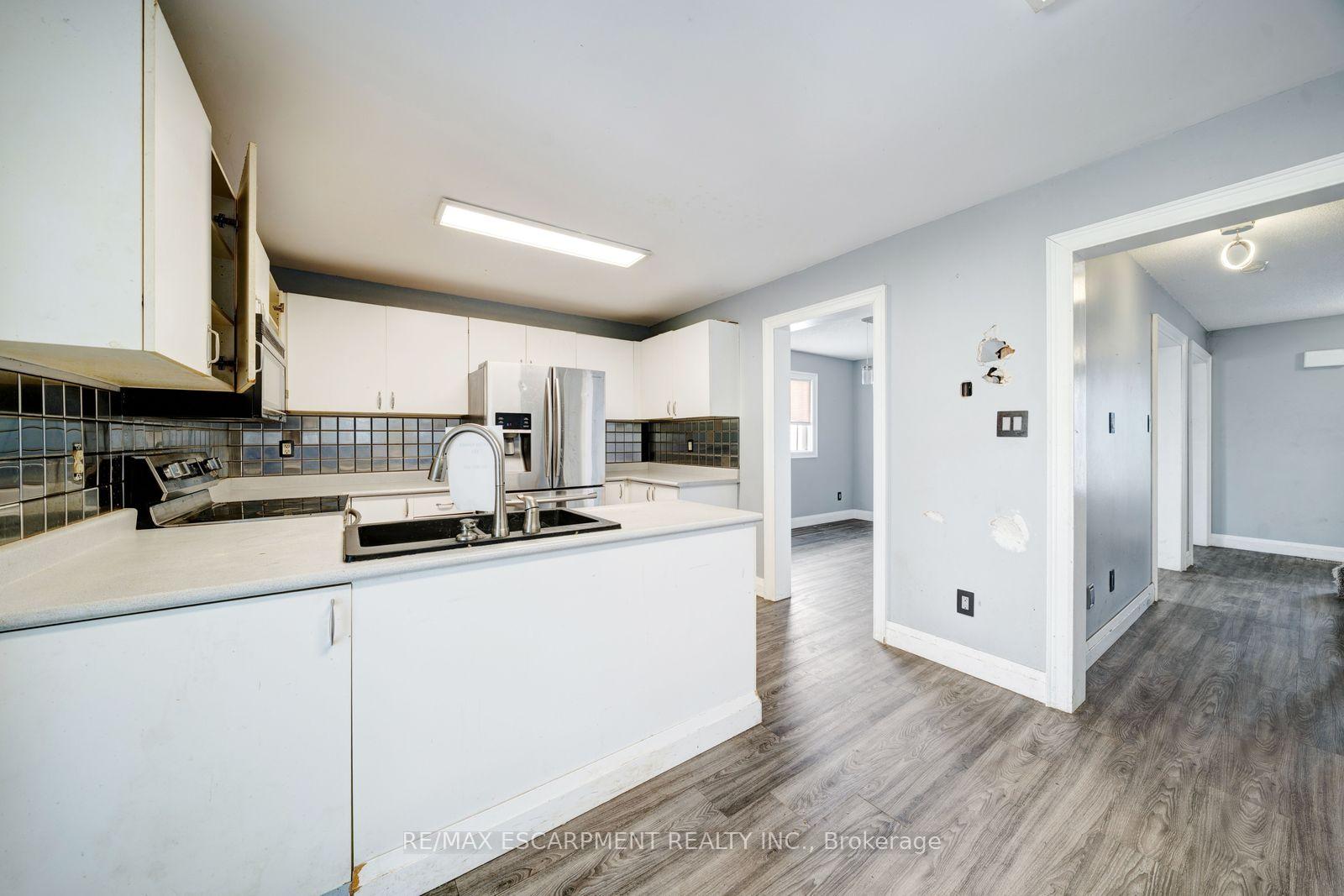 Photo 16 of 1944 Applewood Avenue, Innisfil, Alcona — HOMEH