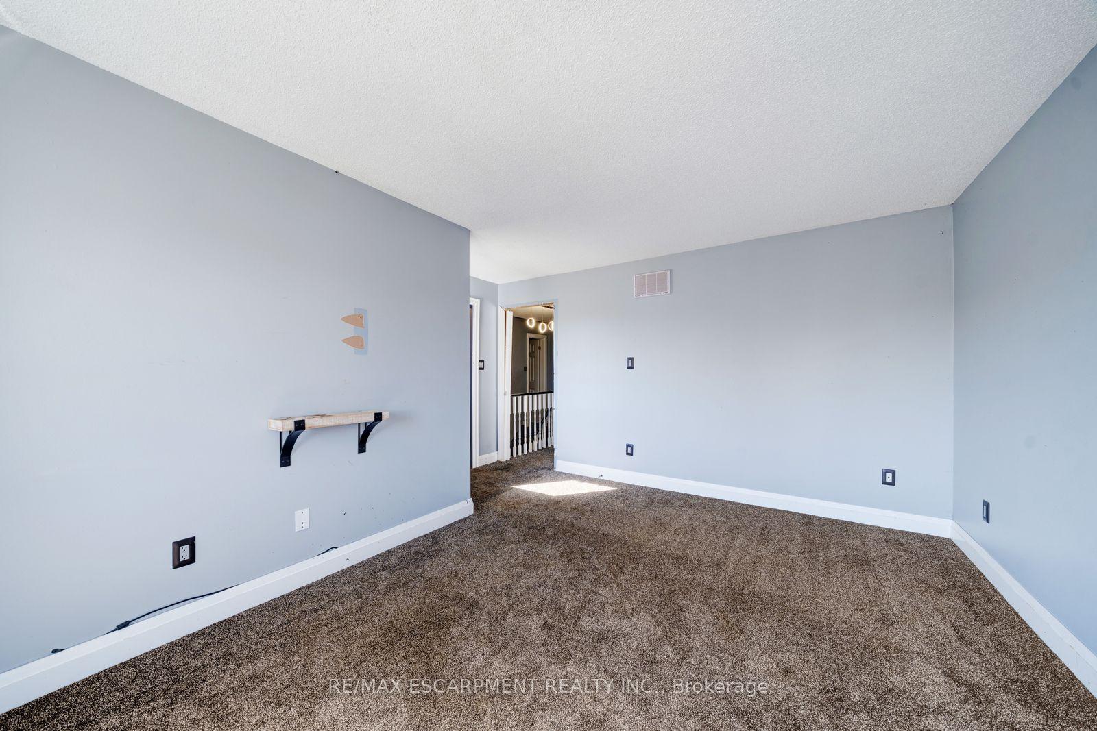 Photo 25 of 1944 Applewood Avenue, Innisfil, Alcona — HOMEH