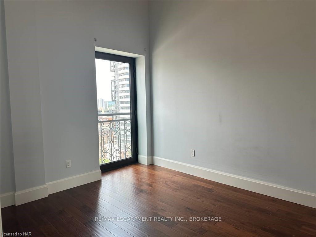 Photo 12 of Unit LPH5, 112 King Street, Hamilton, Beasley — HOMEH