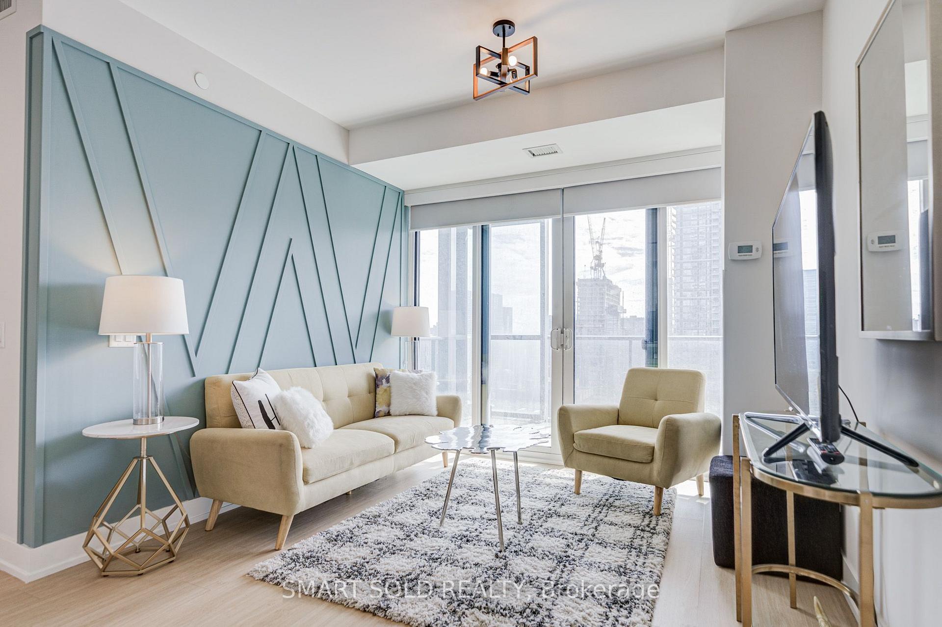 Photo 9 of Unit 3211, 7 Grenville Street, Toronto, Bay Street Corridor — HOMEH