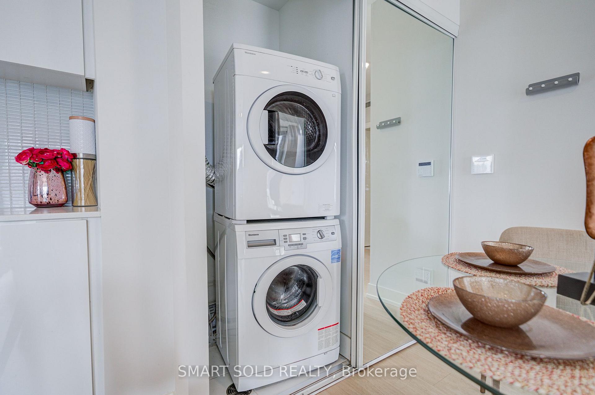 Photo 23 of Unit 3211, 7 Grenville Street, Toronto, Bay Street Corridor — HOMEH