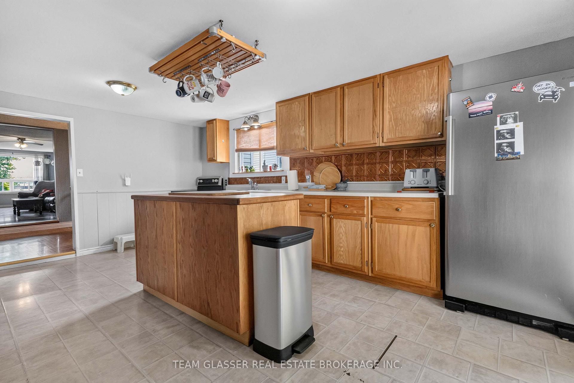 Photo 18 of 118 Inkerman Street, St. Thomas — HOMEH