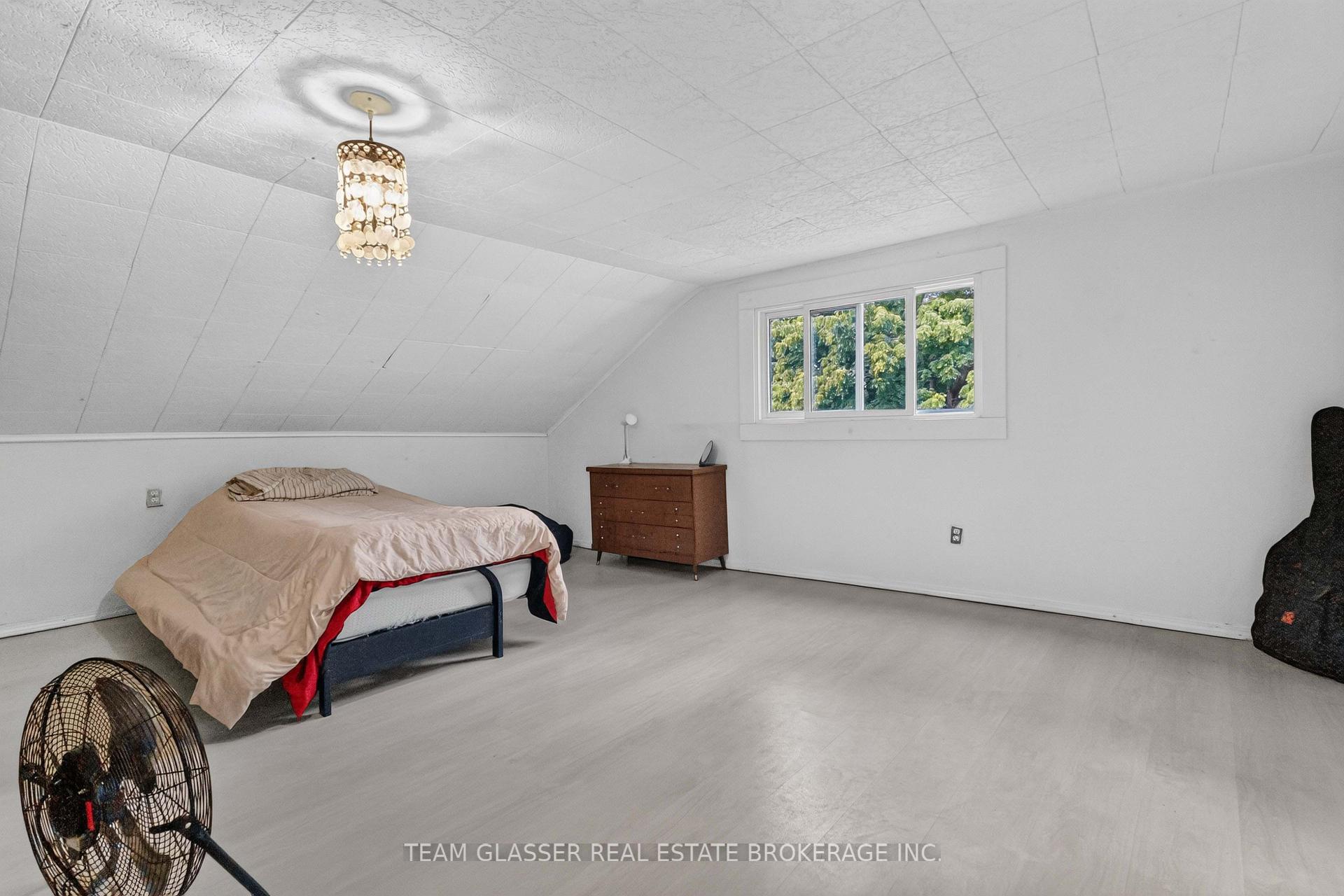 Photo 30 of 118 Inkerman Street, St. Thomas — HOMEH