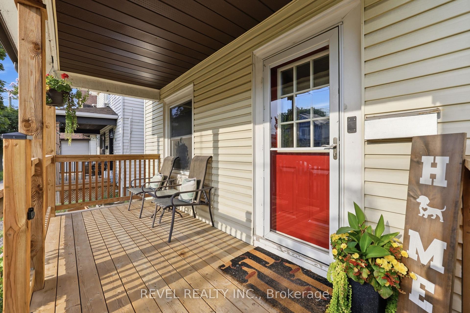 Photo 2 of 52 Berryman Avenue, St. Catharines, E. Chester — HOMEH