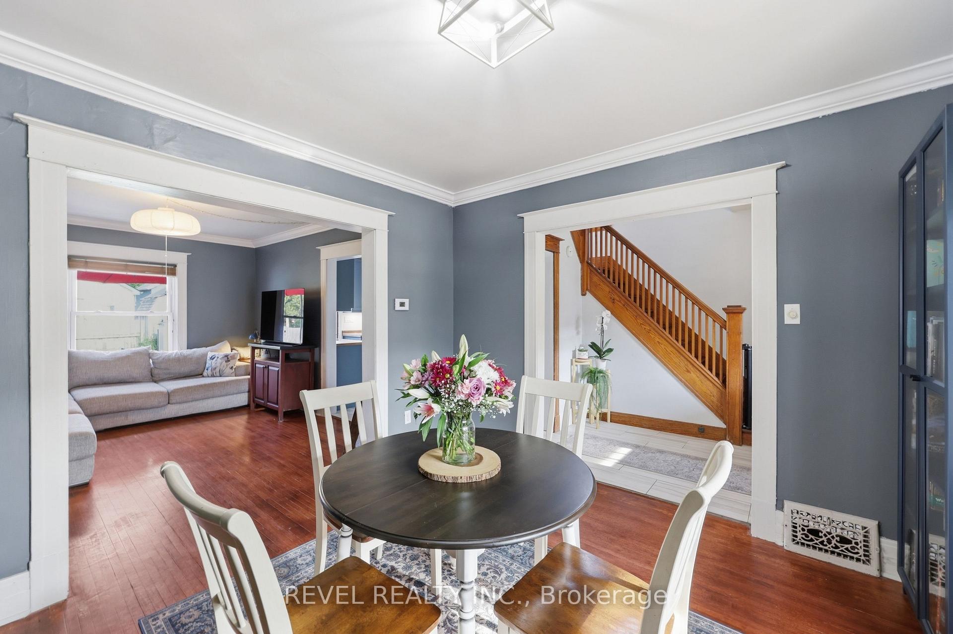 Photo 7 of 52 Berryman Avenue, St. Catharines, E. Chester — HOMEH