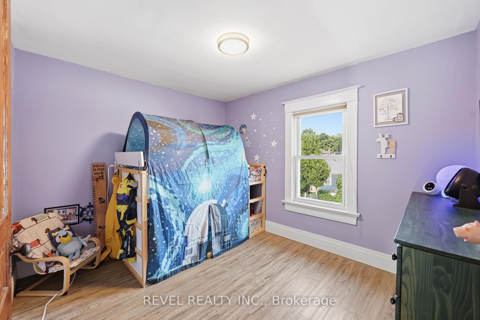 Photo 18 of 52 Berryman Avenue, St. Catharines, E. Chester — HOMEH
