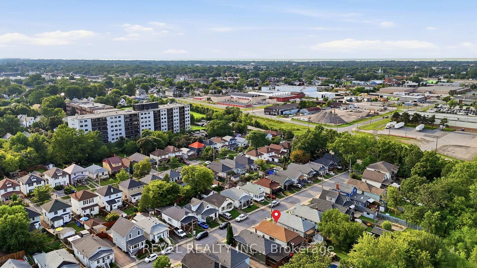 Photo 36 of 52 Berryman Avenue, St. Catharines, E. Chester — HOMEH