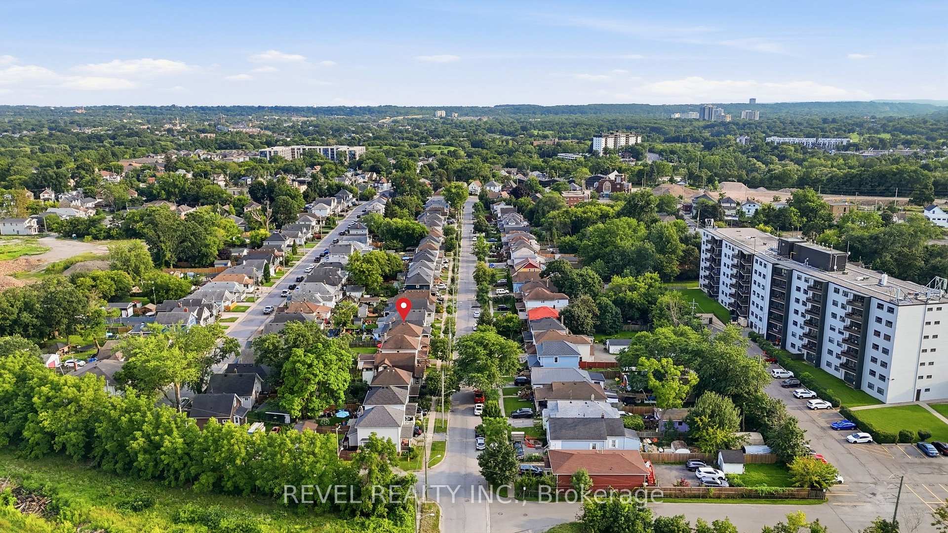 Photo 38 of 52 Berryman Avenue, St. Catharines, E. Chester — HOMEH