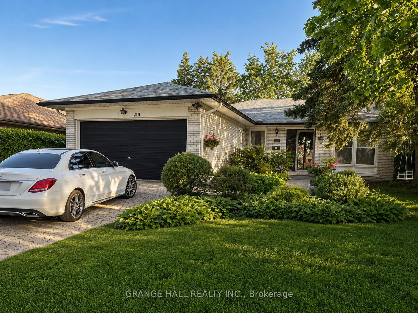 Photo of 210 Lloyd Manor Road