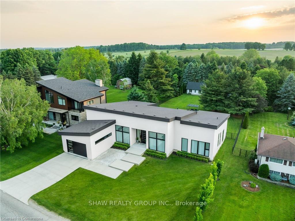 Photo 2 of 1448 Mannheim Road, Wilmot — HOMEH