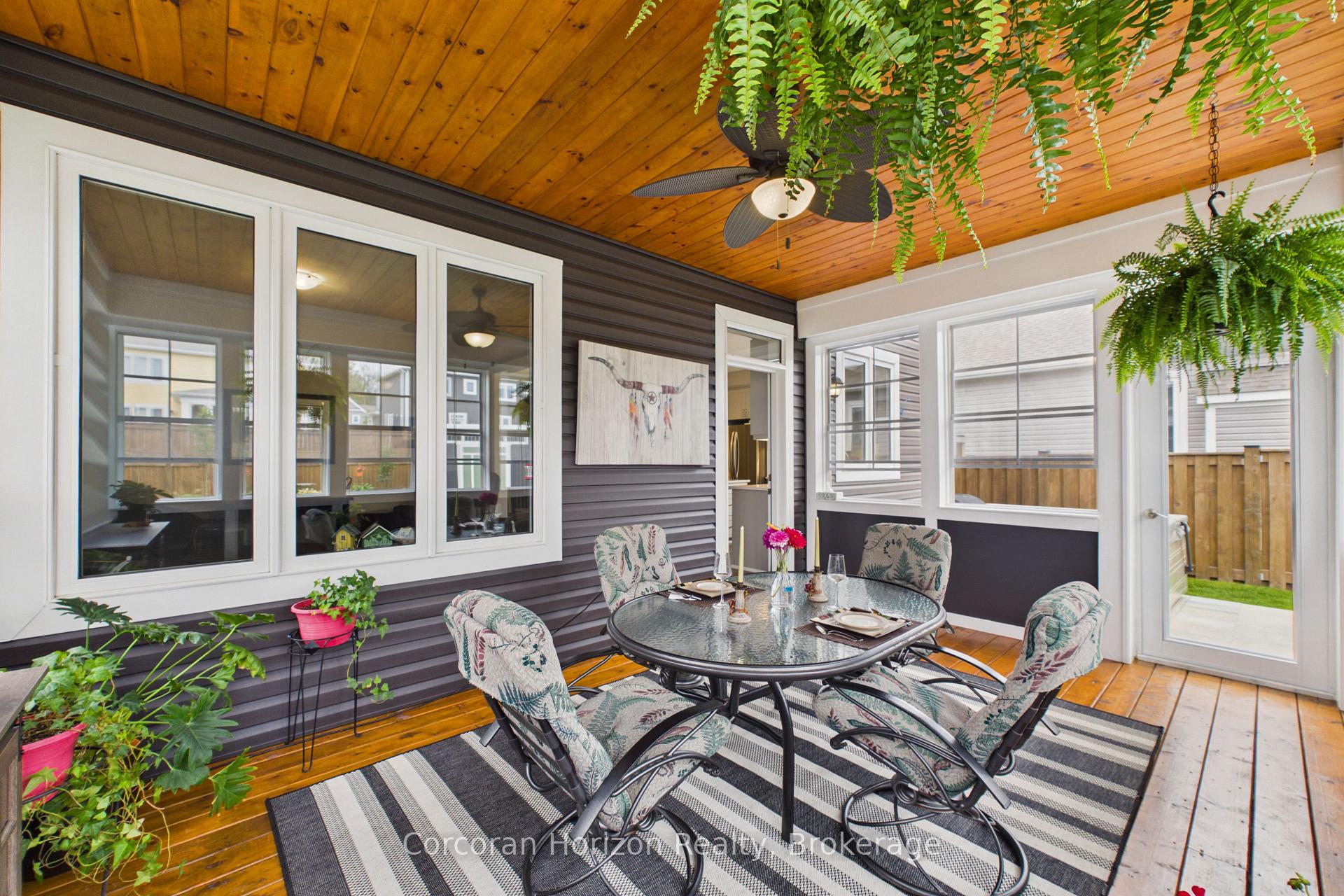 Photo 18 of 8 Chambery Street, Bracebridge, Macaulay — HOMEH