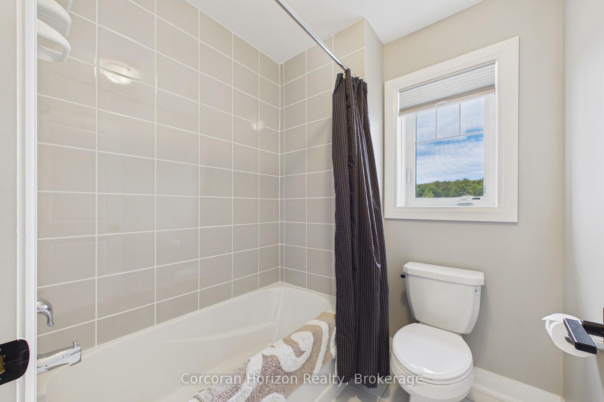 Photo 30 of 8 Chambery Street, Bracebridge, Macaulay — HOMEH