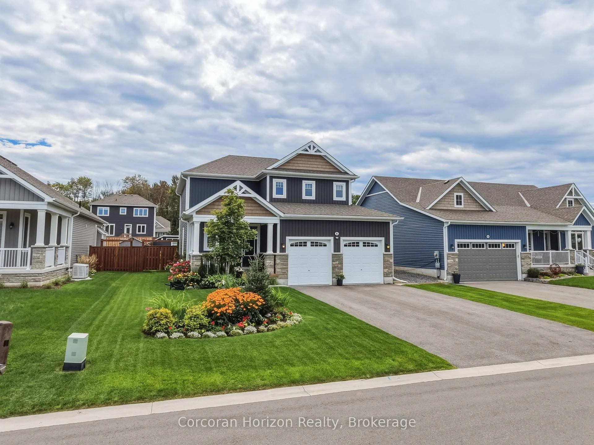 Photo 49 of 8 Chambery Street, Bracebridge, Macaulay — HOMEH