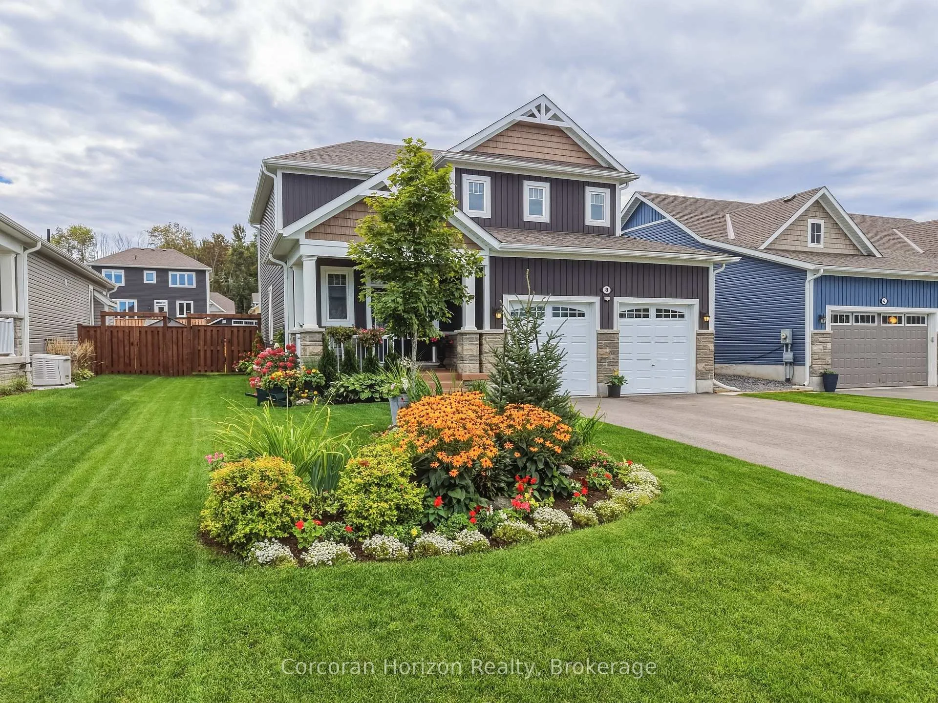 Photo 51 of 8 Chambery Street, Bracebridge, Macaulay — HOMEH