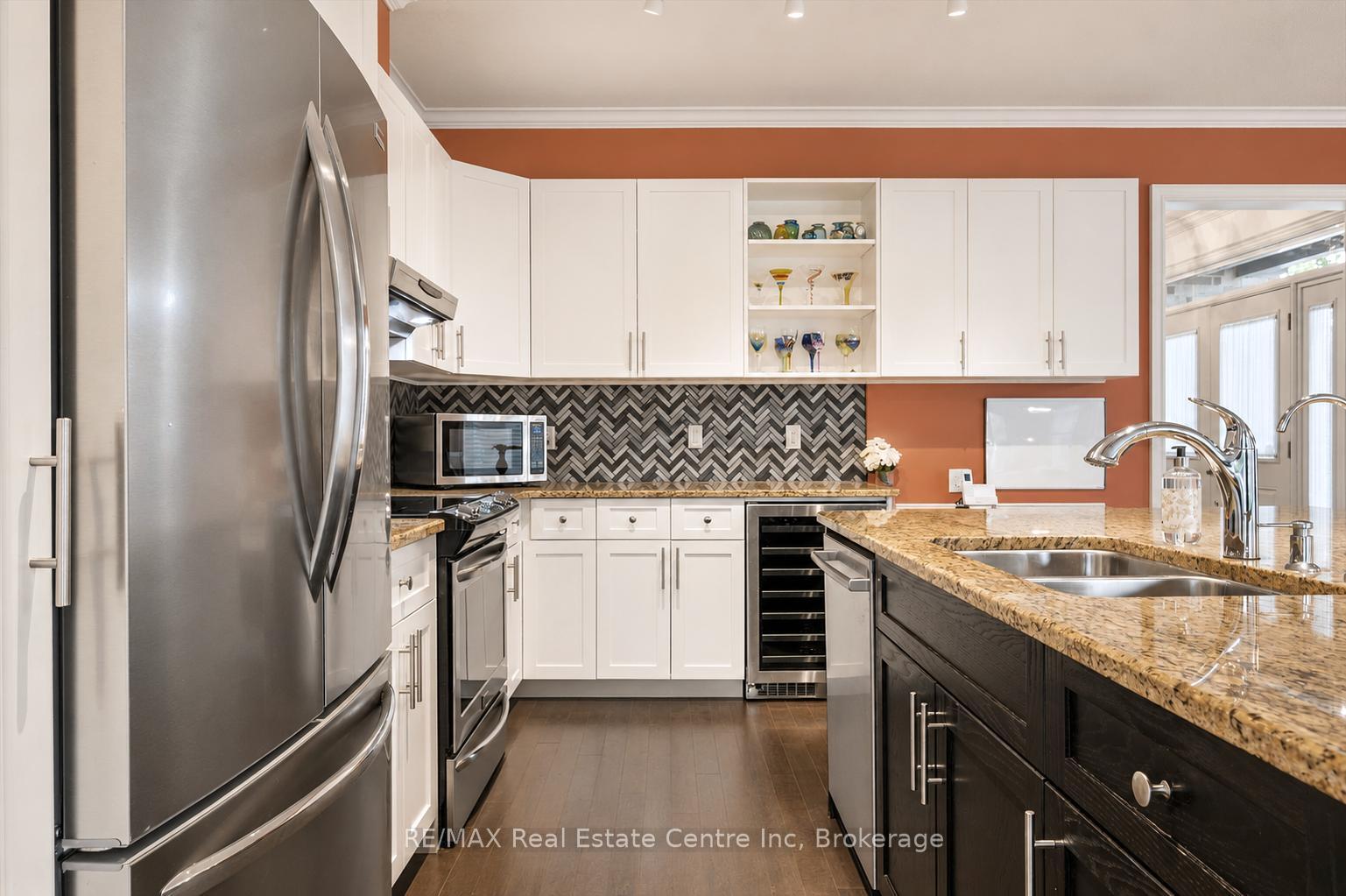 Photo 9 of Unit 1, 39 Kay Crescent, Guelph, Pineridge/Westminster Woods — HOMEH