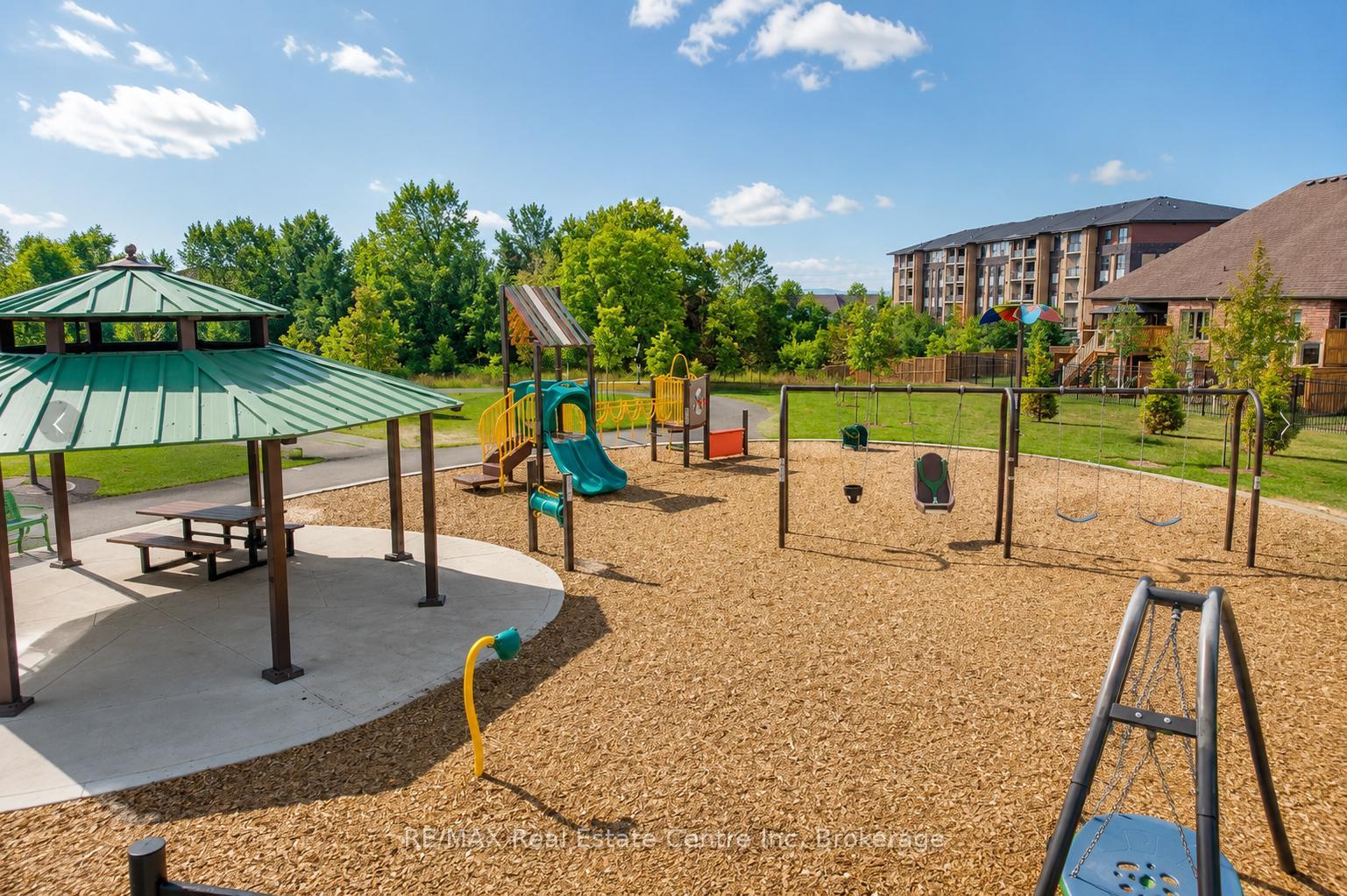 Photo 25 of Unit 1, 39 Kay Crescent, Guelph, Pineridge/Westminster Woods — HOMEH