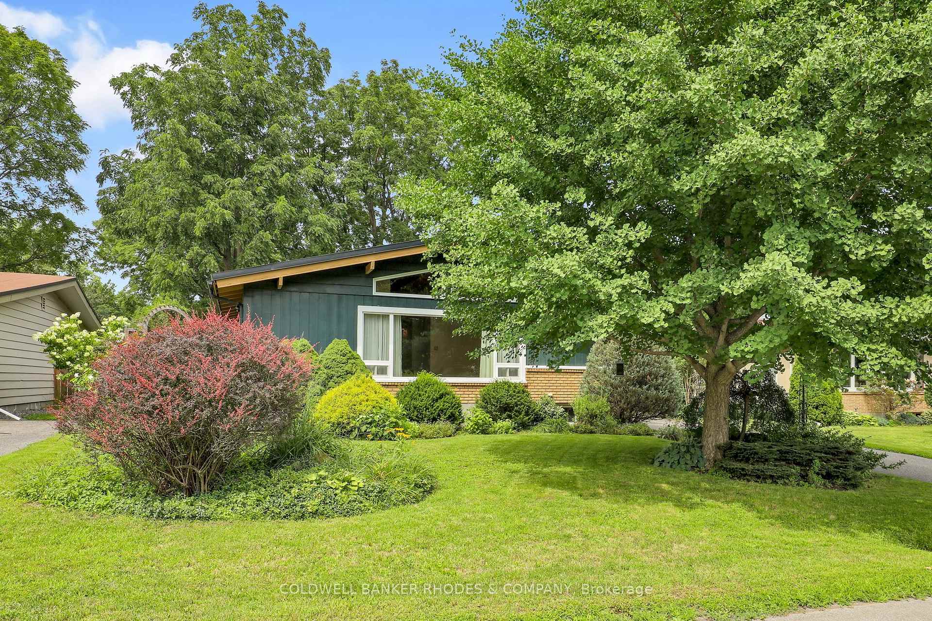 Photo 6 of 359 Mountbatten Avenue, Ottawa, Alta Vista/Faircrest Heights — HOMEH
