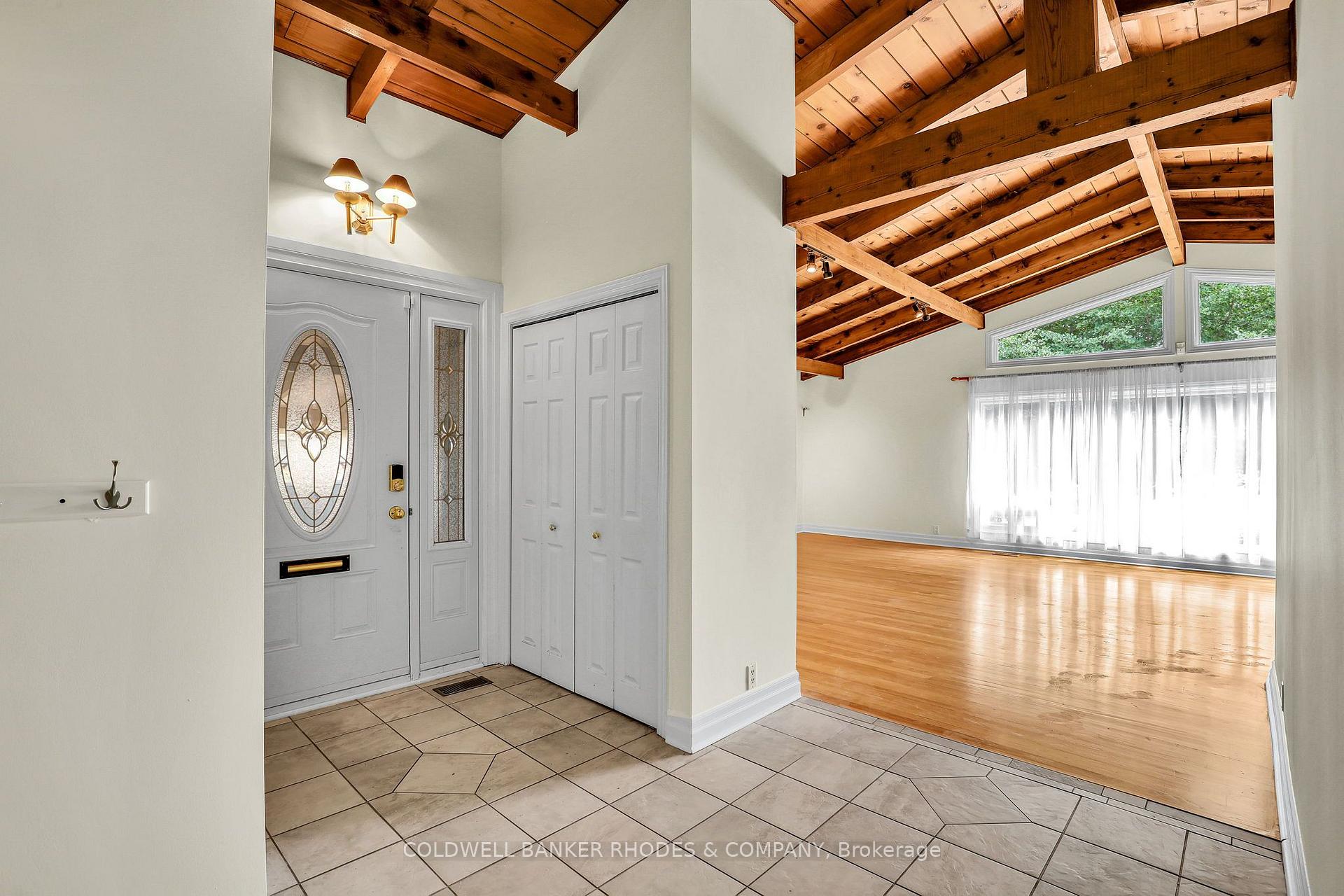Photo 10 of 359 Mountbatten Avenue, Ottawa, Alta Vista/Faircrest Heights — HOMEH