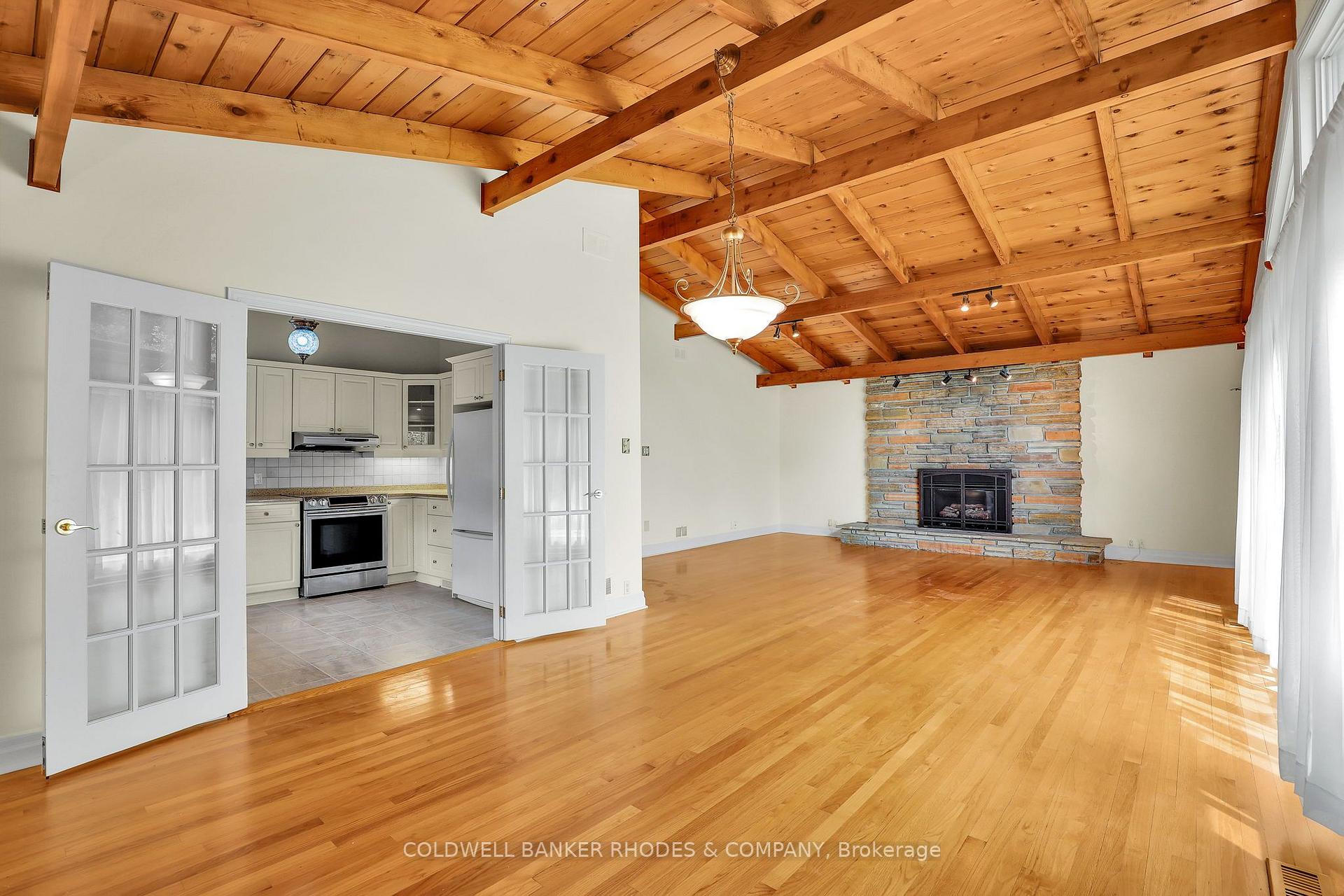 Photo 15 of 359 Mountbatten Avenue, Ottawa, Alta Vista/Faircrest Heights — HOMEH