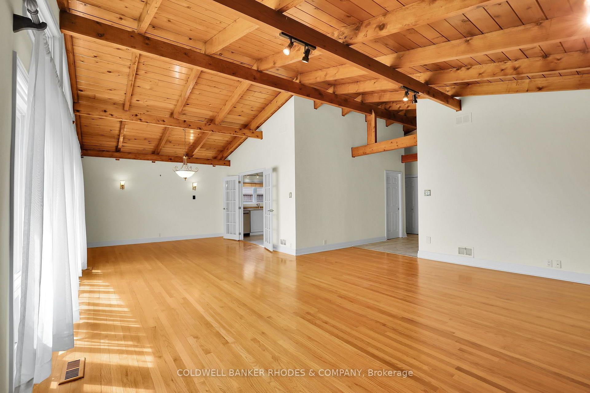 Photo 16 of 359 Mountbatten Avenue, Ottawa, Alta Vista/Faircrest Heights — HOMEH