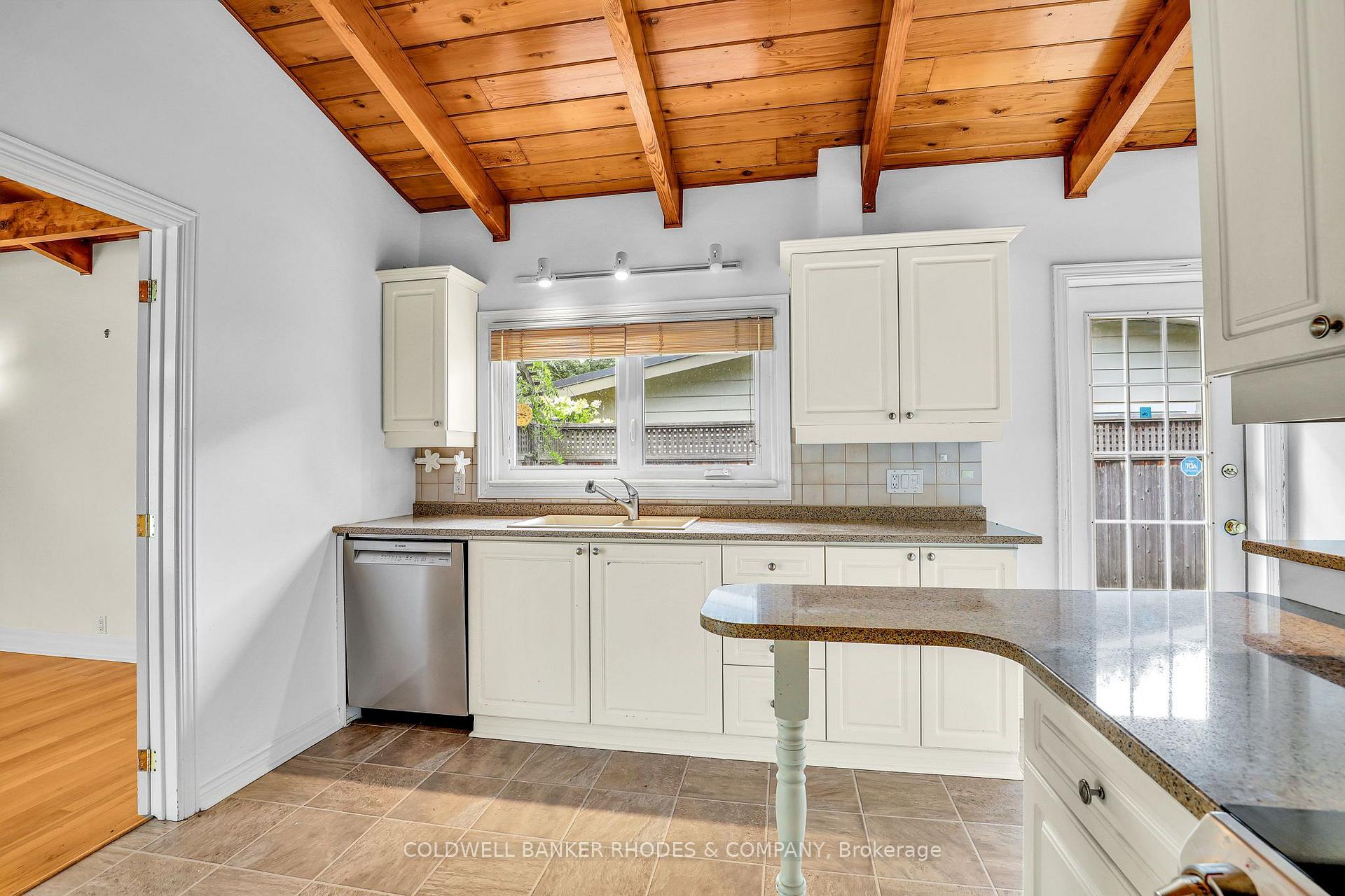Photo 20 of 359 Mountbatten Avenue, Ottawa, Alta Vista/Faircrest Heights — HOMEH