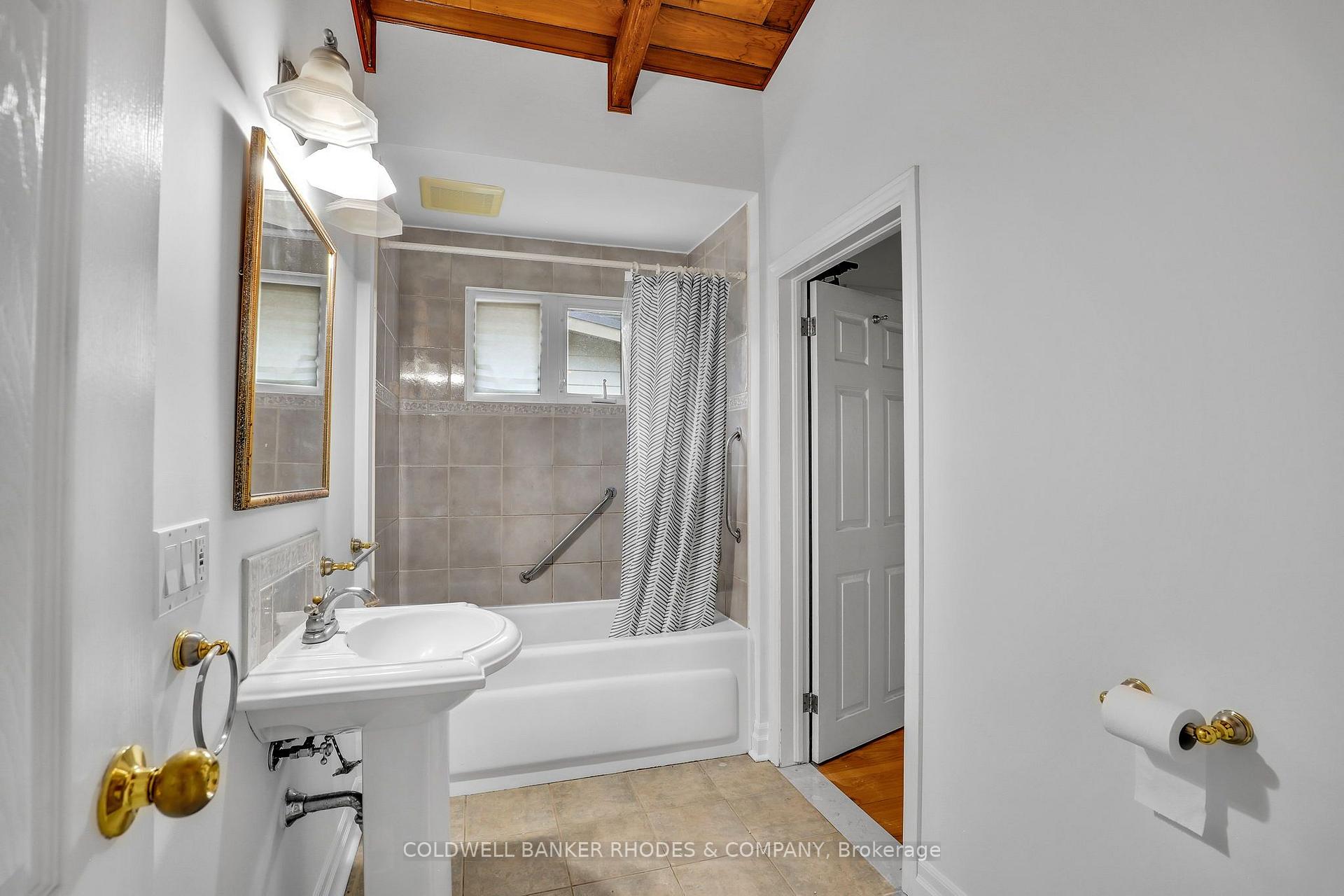 Photo 28 of 359 Mountbatten Avenue, Ottawa, Alta Vista/Faircrest Heights — HOMEH