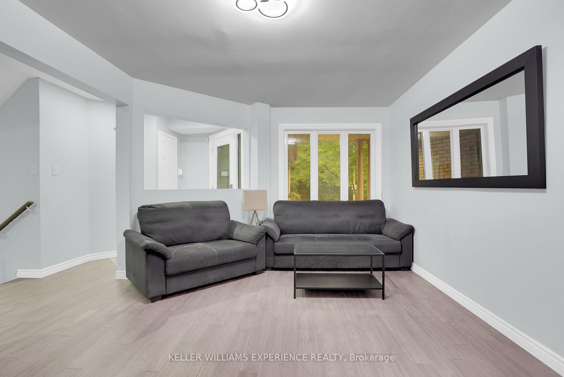 Photo 10 of 60 Nicholson Drive, Barrie, Ardagh — HOMEH
