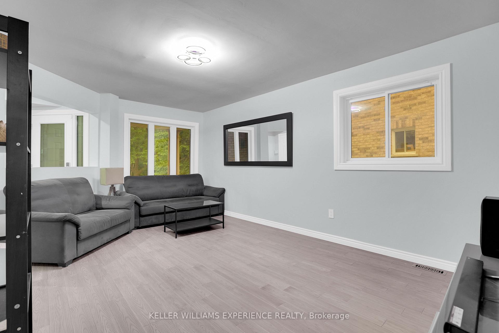 Photo 12 of 60 Nicholson Drive, Barrie, Ardagh — HOMEH