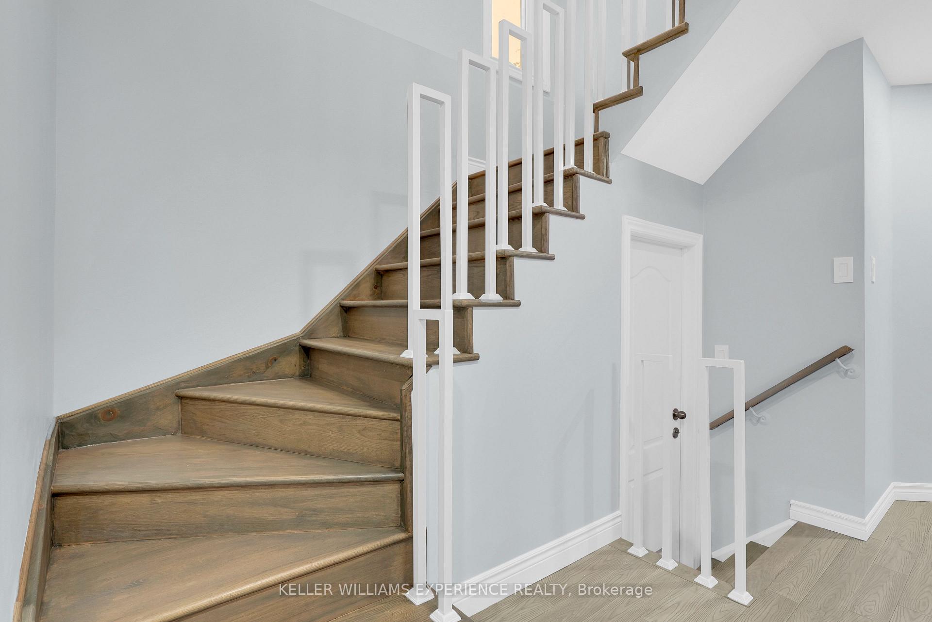 Photo 15 of 60 Nicholson Drive, Barrie, Ardagh — HOMEH