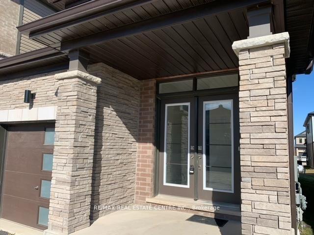 Photo 3 of 16 Monteith Drive, Brantford, Empire — HOMEH