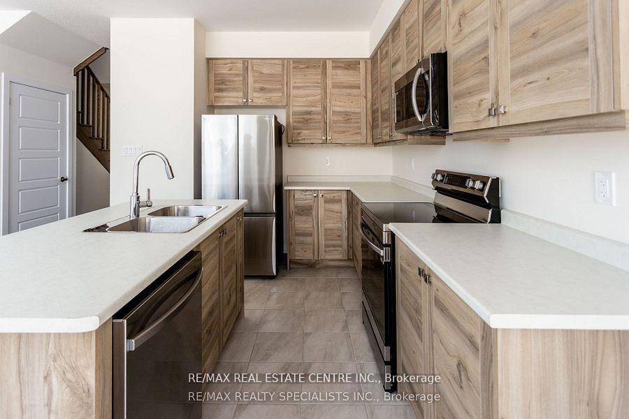 Photo 9 of 16 Monteith Drive, Brantford, Empire — HOMEH