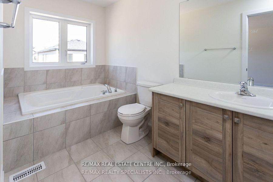 Photo 17 of 16 Monteith Drive, Brantford, Empire — HOMEH