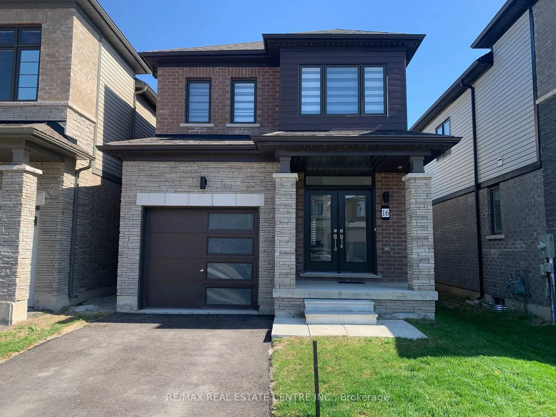 Photo 1 of 16 Monteith Drive, Brantford, Empire — HOMEH
