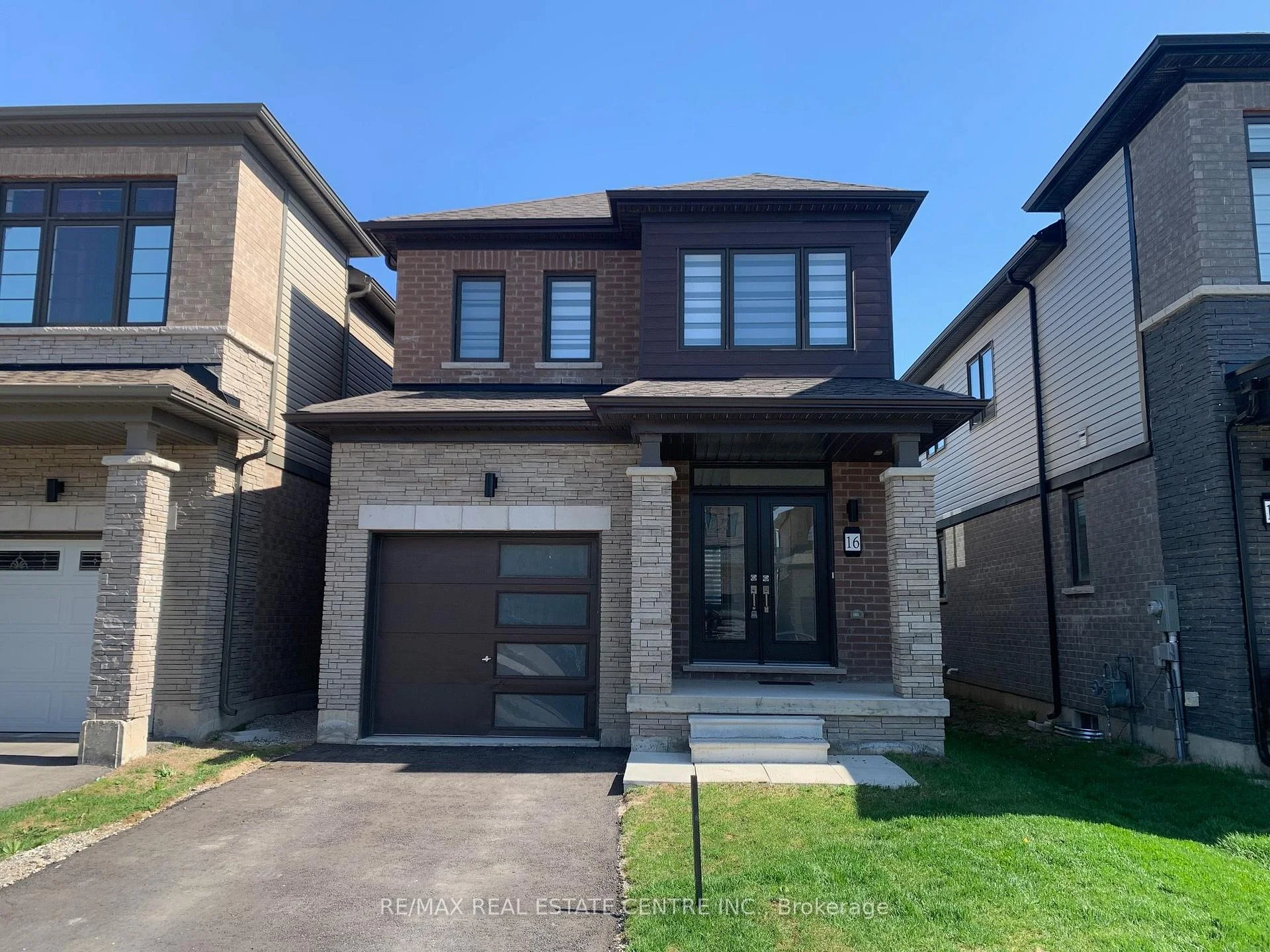 Photo 32 of 16 Monteith Drive, Brantford, Empire — HOMEH