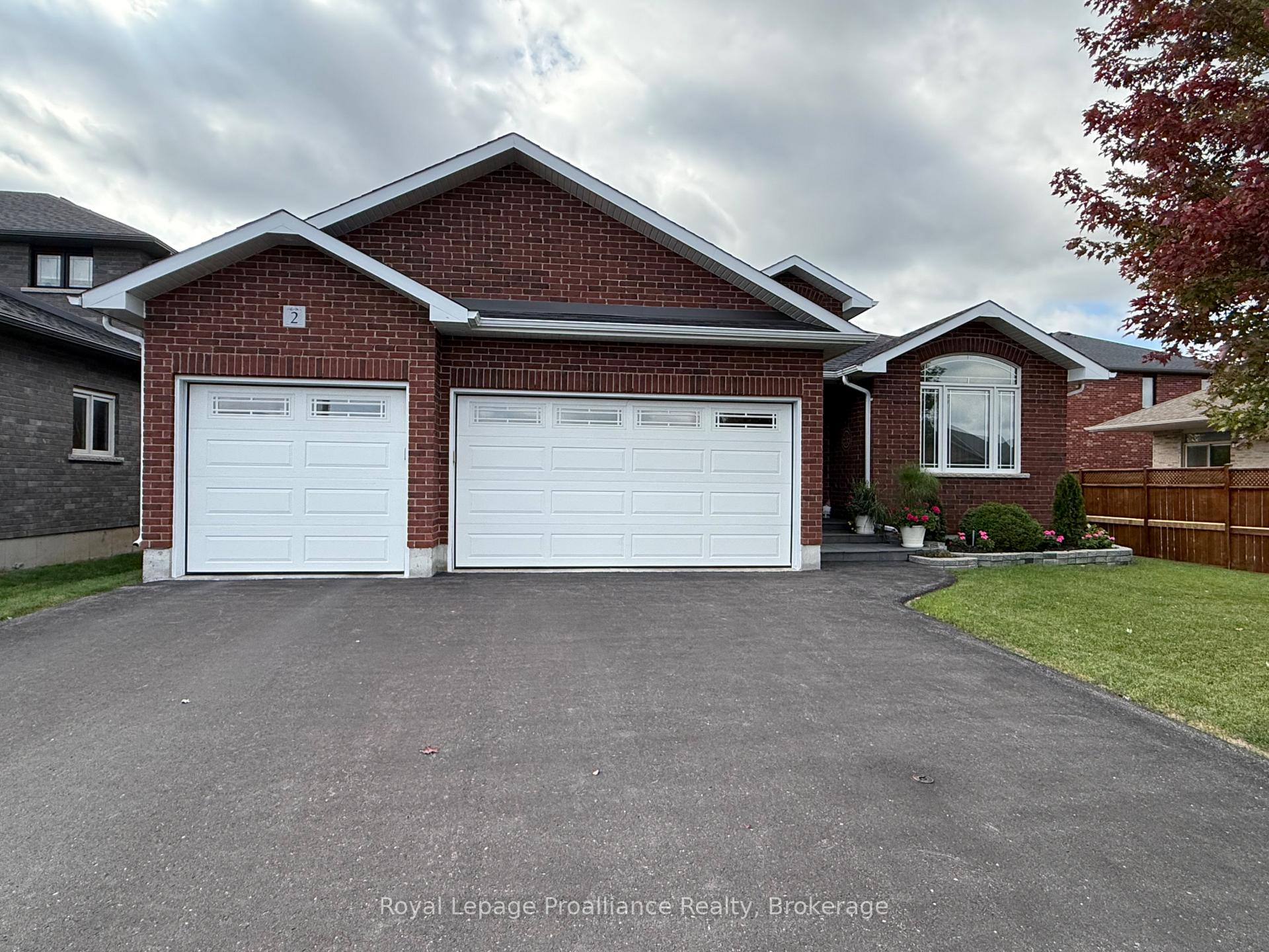 Photo 2 of 2 Bevan Drive, Belleville, Thurlow Ward — HOMEH