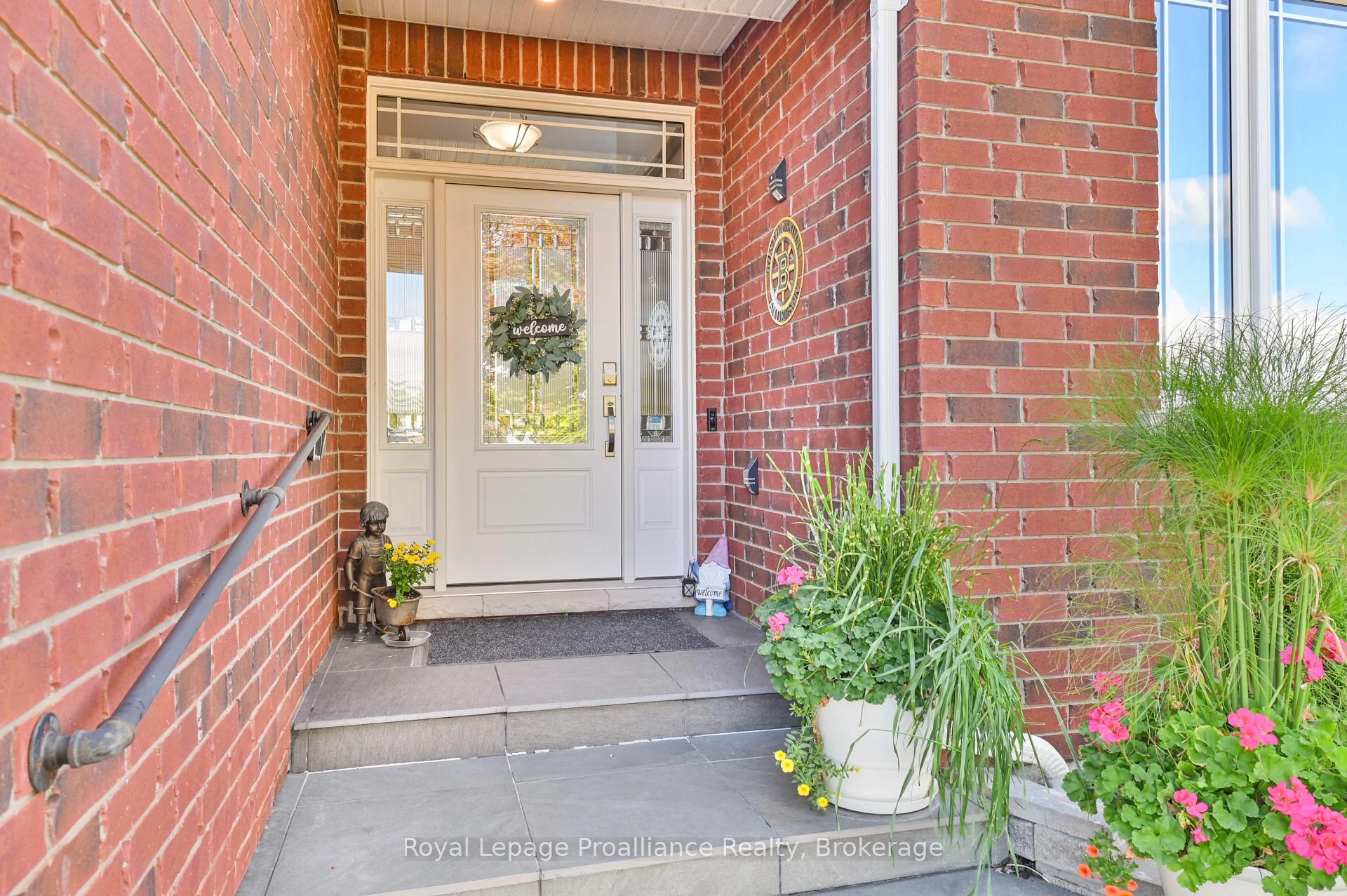 Photo 7 of 2 Bevan Drive, Belleville, Thurlow Ward — HOMEH