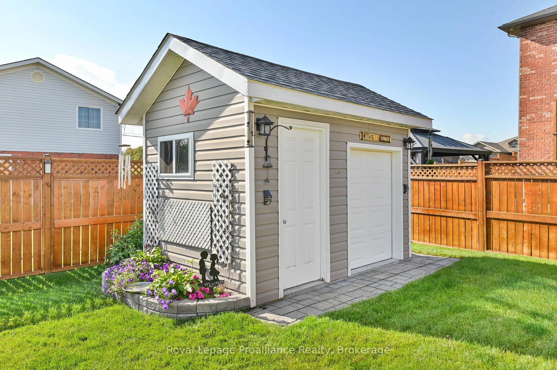 Photo 48 of 2 Bevan Drive, Belleville, Thurlow Ward — HOMEH