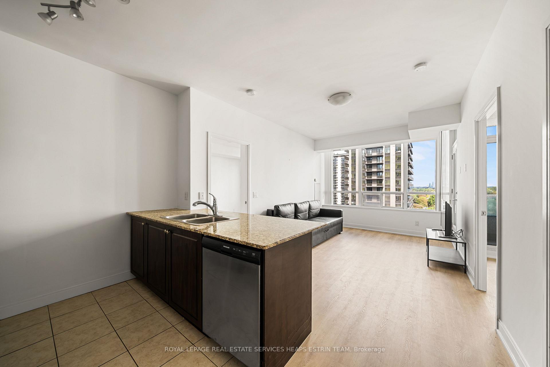 Photo 7 of Unit 1301, 88 Broadway Avenue, Toronto, Mount Pleasant West — HOMEH