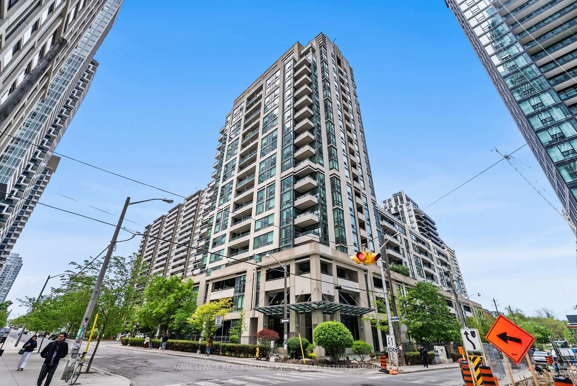 Photo of Unit 1301, 88 Broadway Avenue