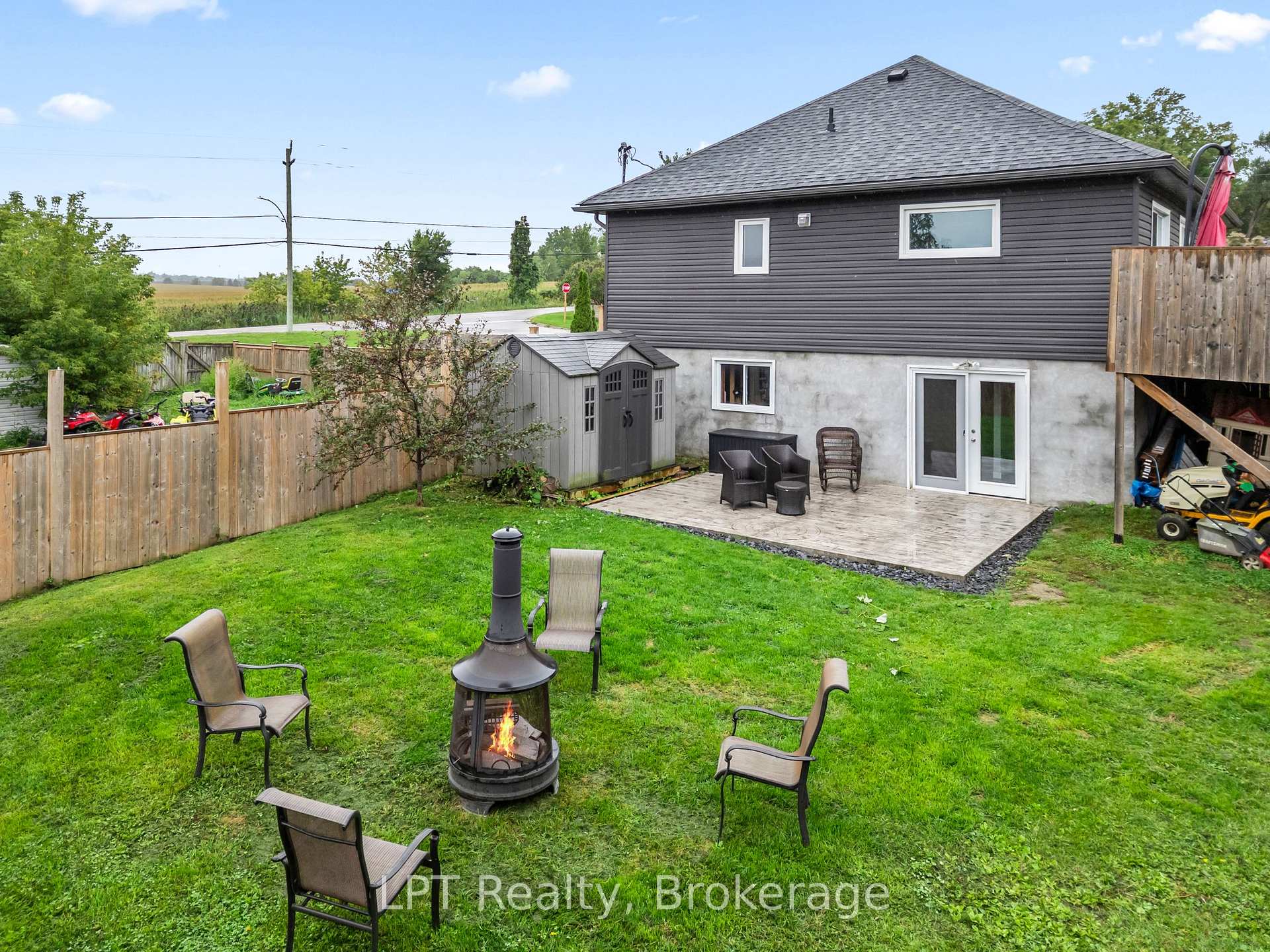 Photo 2 of 9 Lakeview Avenue, Scugog, Rural Scugog — HOMEH
