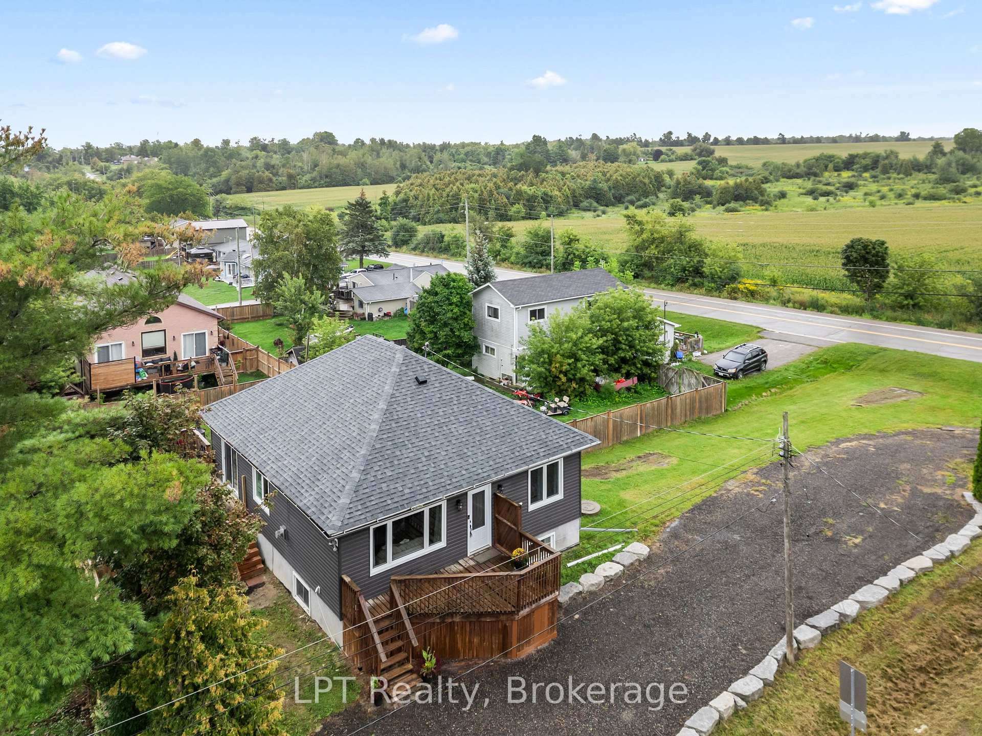 Photo 7 of 9 Lakeview Avenue, Scugog, Rural Scugog — HOMEH