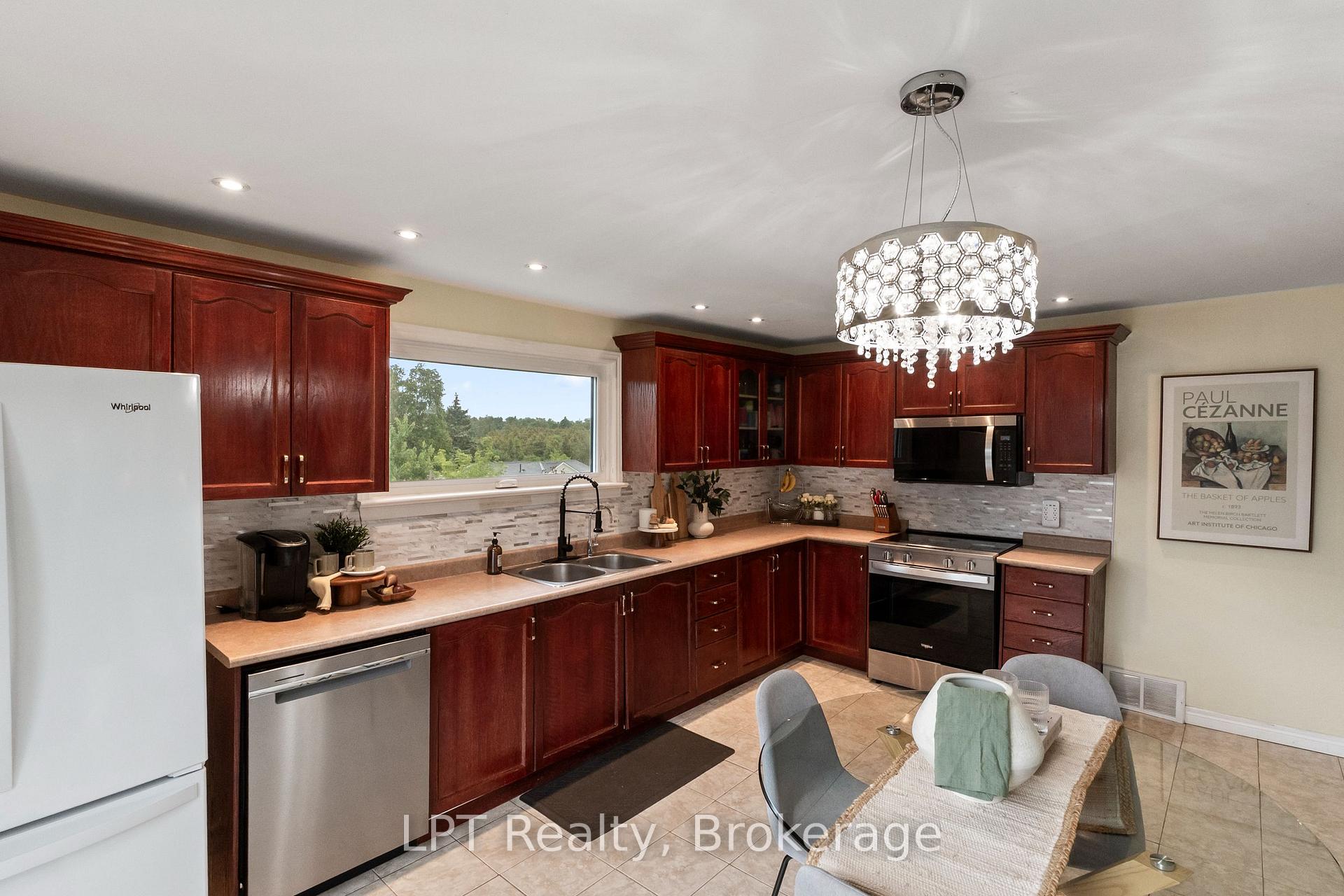 Photo 16 of 9 Lakeview Avenue, Scugog, Rural Scugog — HOMEH