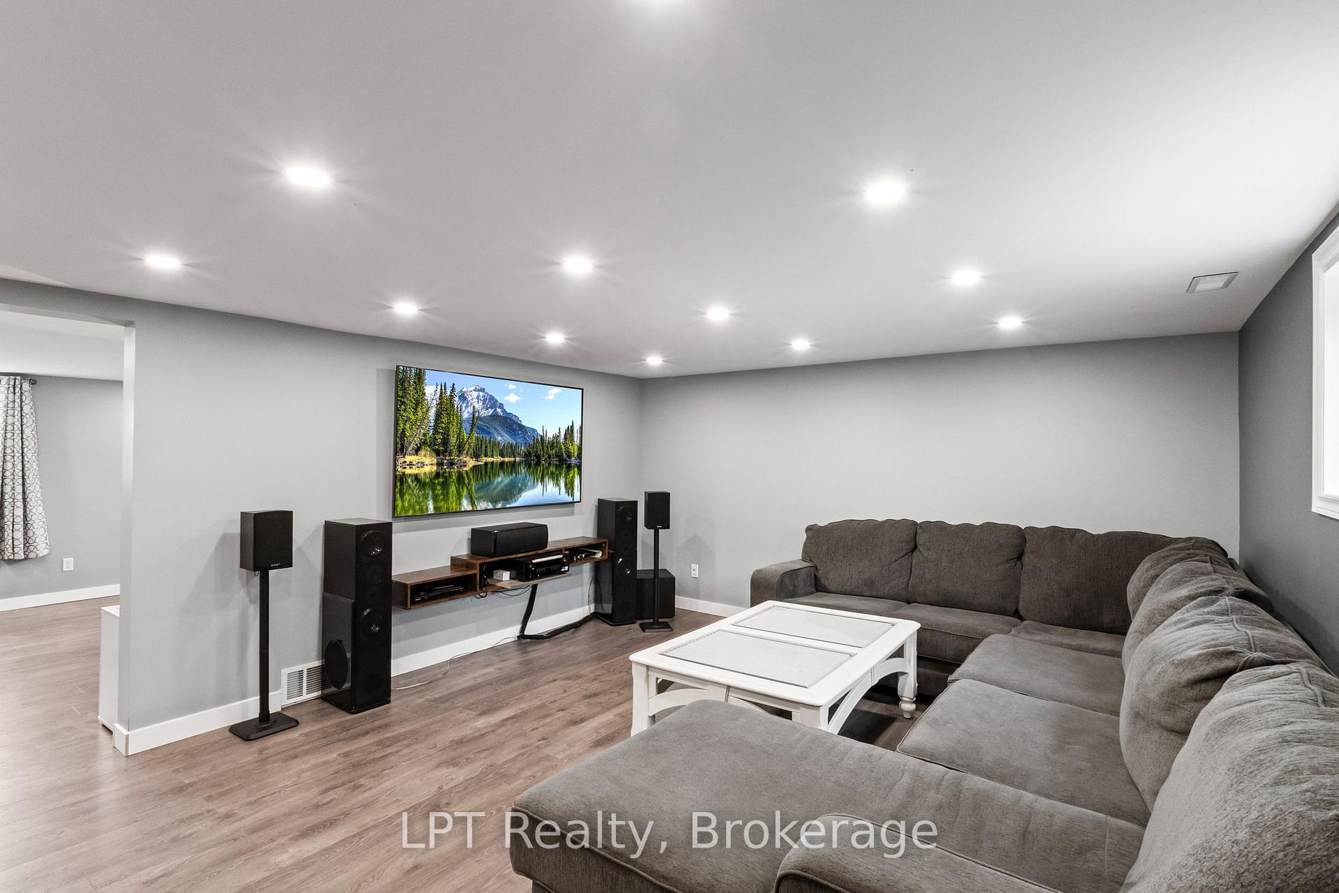 Photo 28 of 9 Lakeview Avenue, Scugog, Rural Scugog — HOMEH