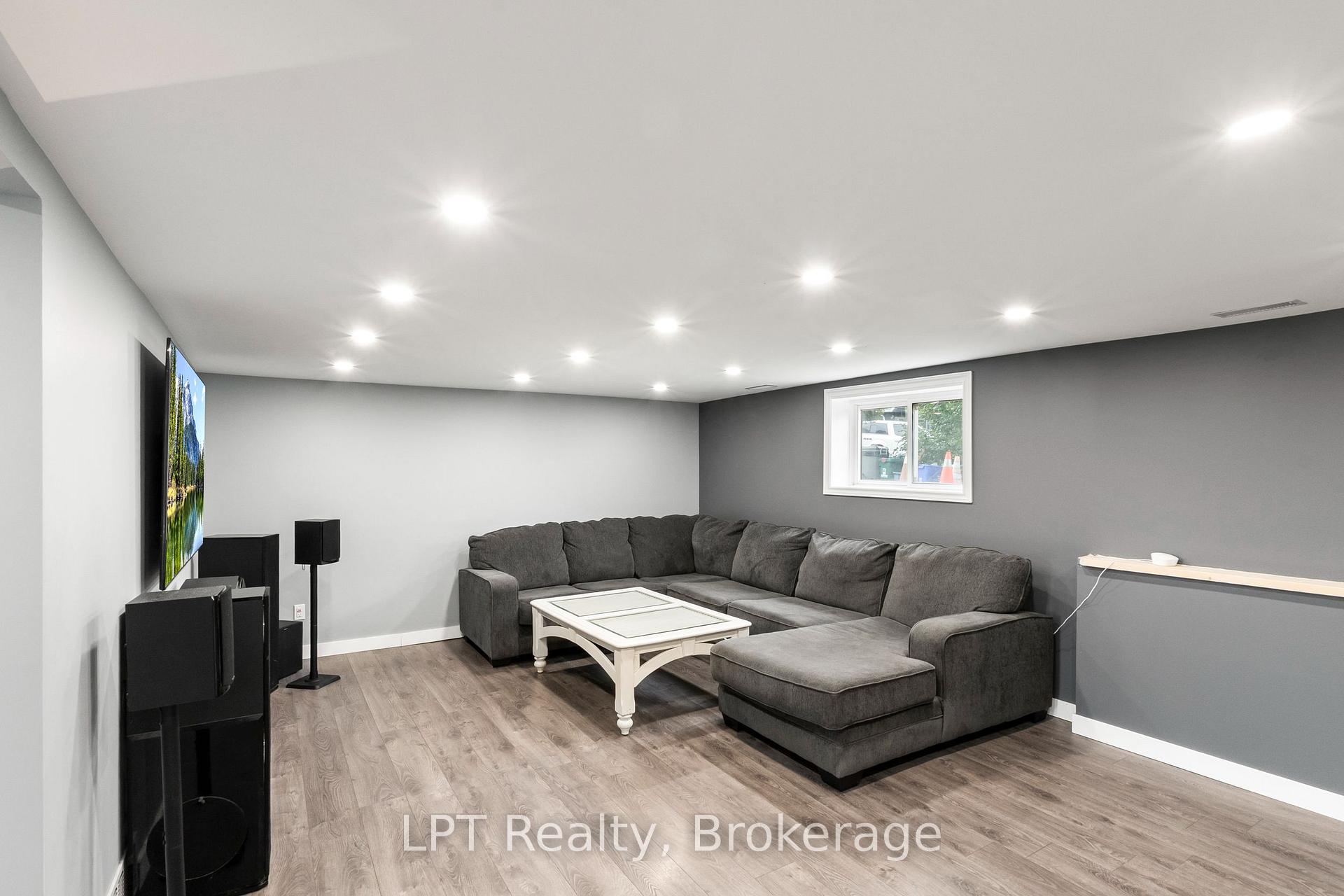 Photo 29 of 9 Lakeview Avenue, Scugog, Rural Scugog — HOMEH
