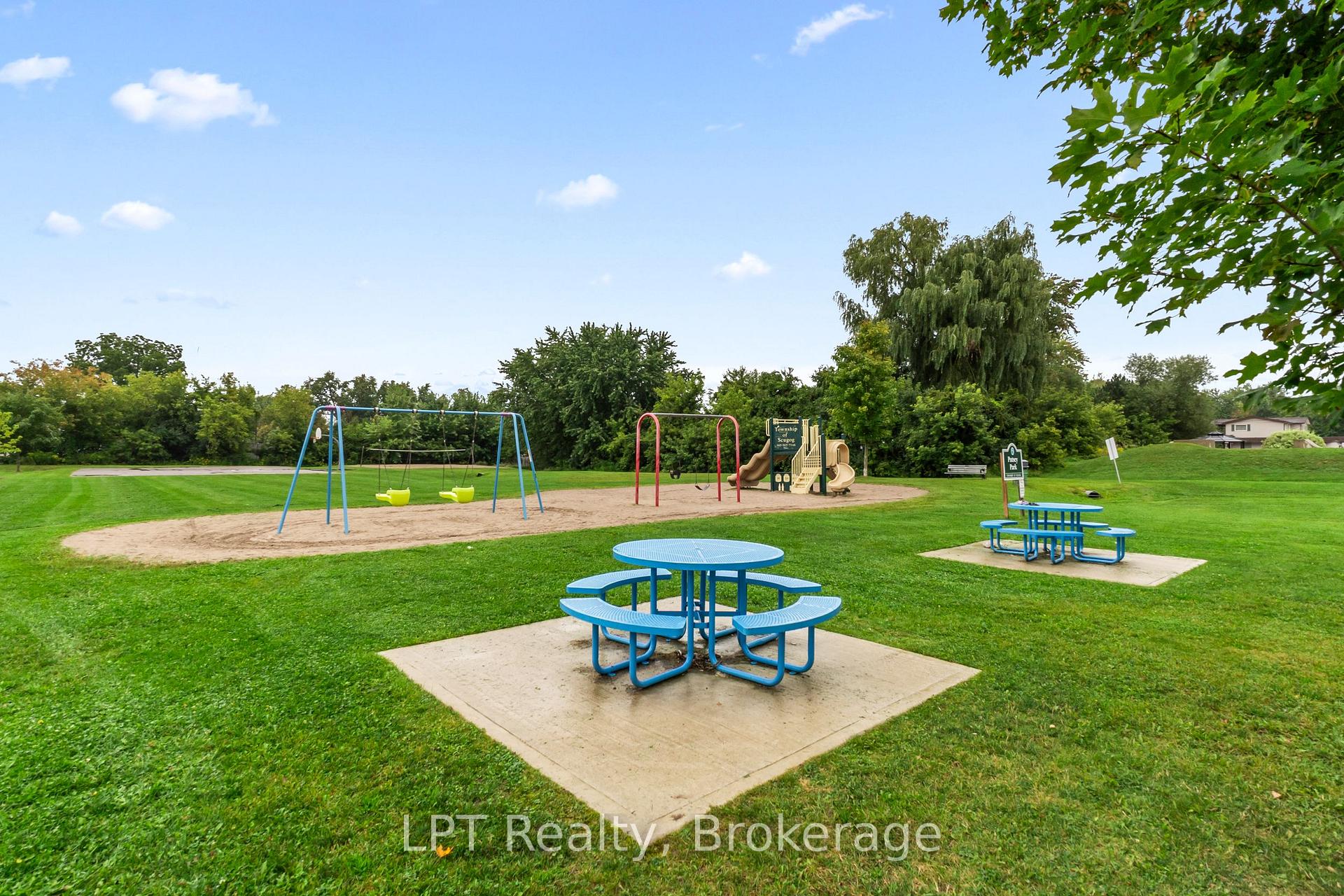 Photo 47 of 9 Lakeview Avenue, Scugog, Rural Scugog — HOMEH