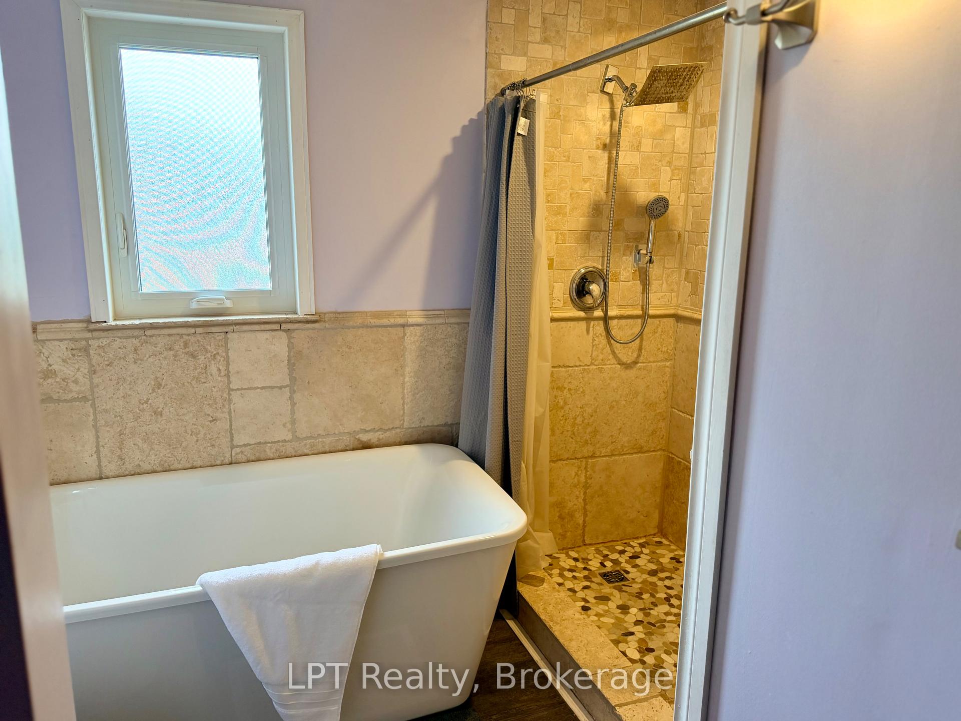 Photo 20 of 9 Lakeview Avenue, Scugog, Rural Scugog — HOMEH