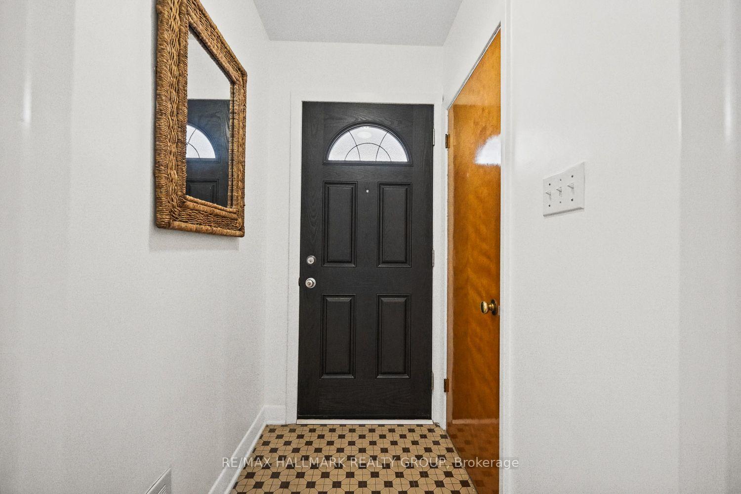 Photo 5 of 234 Columbus Avenue, Ottawa, Overbrook/Castle Heights — HOMEH