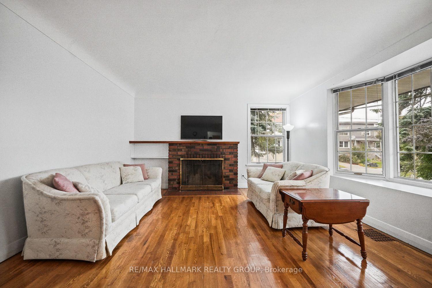 Photo 10 of 234 Columbus Avenue, Ottawa, Overbrook/Castle Heights — HOMEH