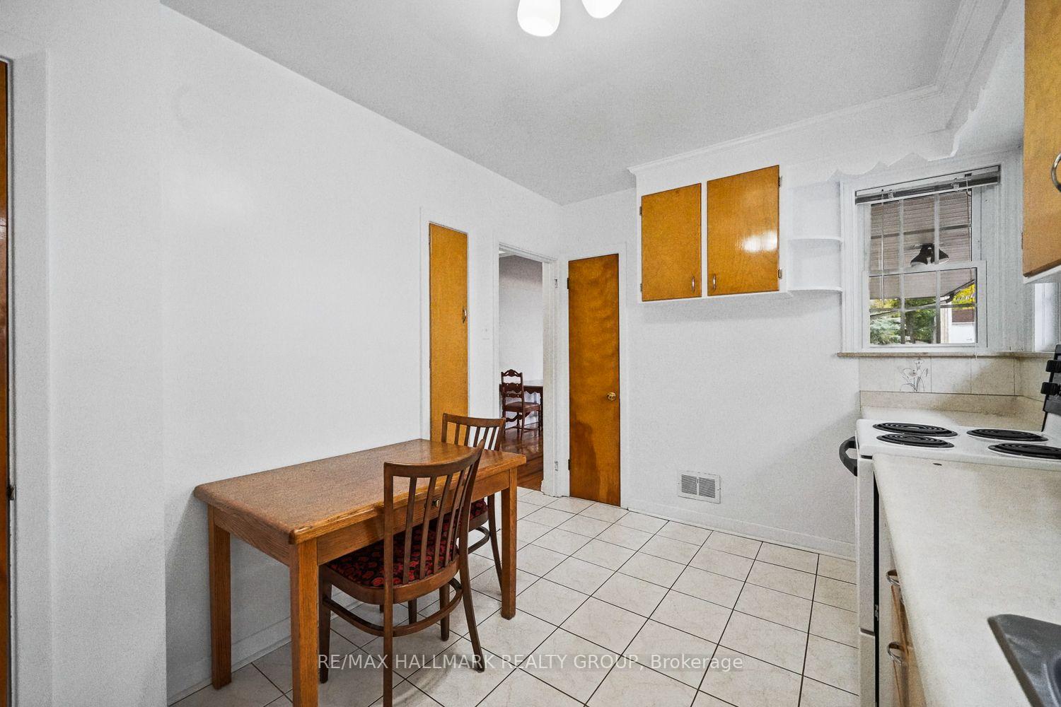 Photo 16 of 234 Columbus Avenue, Ottawa, Overbrook/Castle Heights — HOMEH